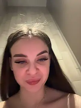 KristiRich's cam snapshot