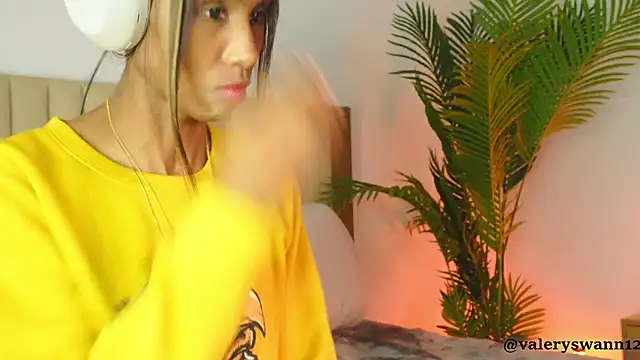 Valery_Swan1's cam snapshot