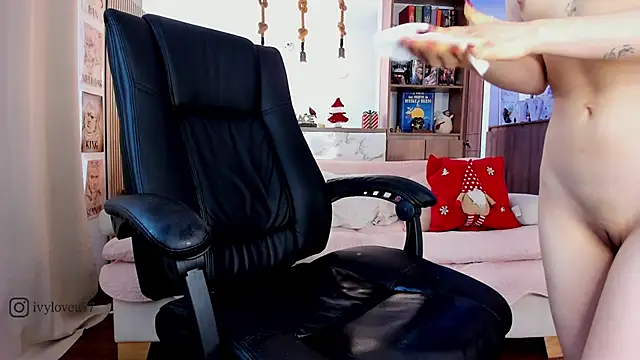 ivyloveu11's cam snapshot