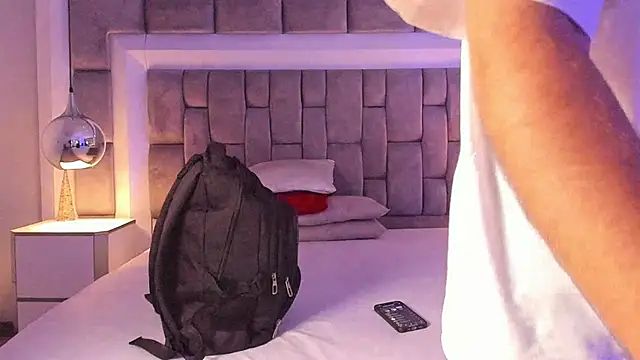 Ethan_Greys's cam snapshot