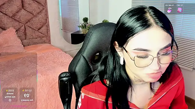 elaia_muller_ live sex cam