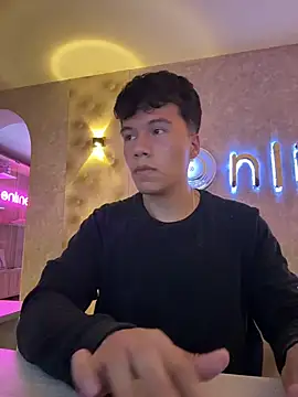 Logan_smith1 live sex cam