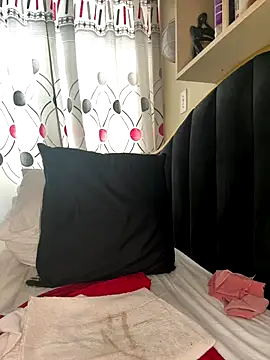 CynnxxxBarb live sex cam