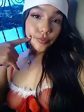 SweetFortuner's cam snapshot