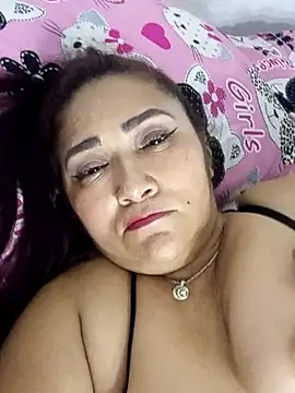 linda_luna29's cam snapshot