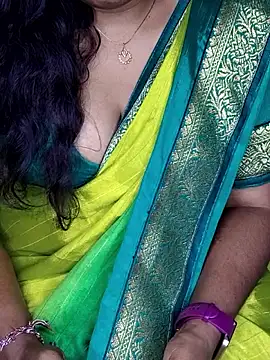 shreyareddy99's cam snapshot