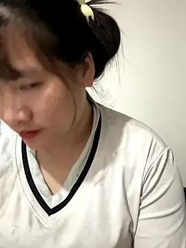 TrangNemo live sex cam