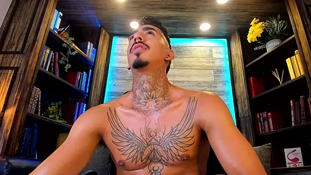 Donovan_Desmond live sex cam