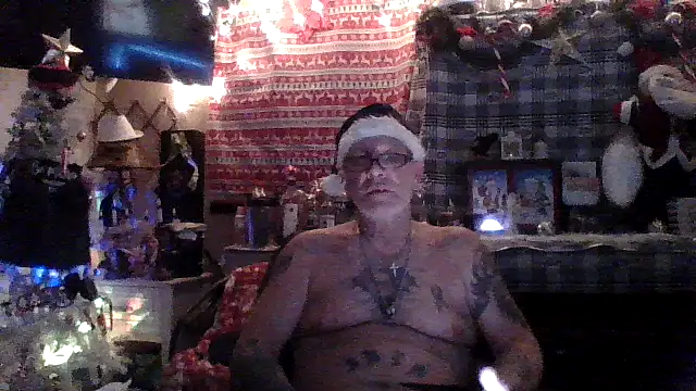 bigdaddyrooster live sex cam