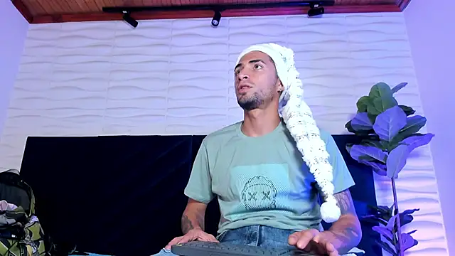 DrakeNeumann live sex cam