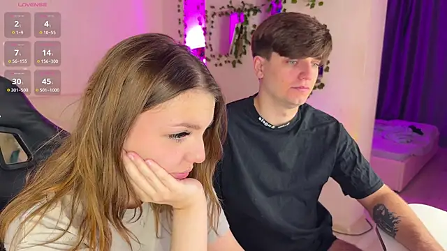 RobertAndLinela live sex cam