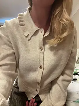 Jodi-Sands live sex cam