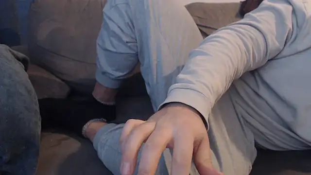 hugemachohandsome live sex cam