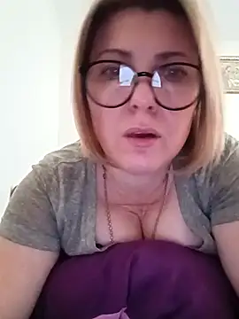 LiliaFlower89's cam snapshot