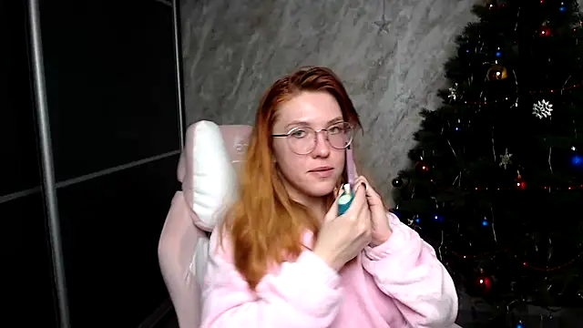 Reginasmilee's cam snapshot