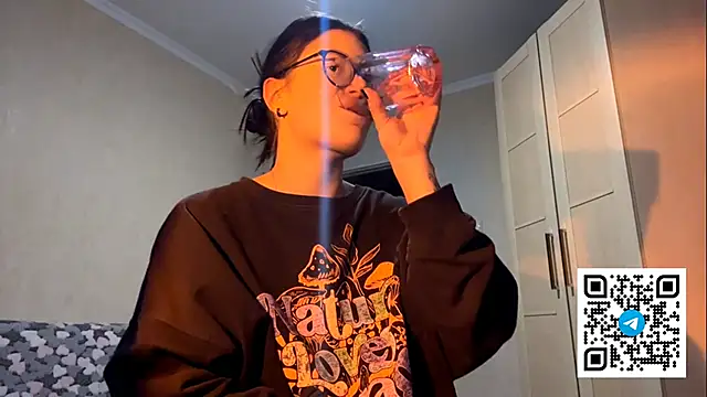 TequilaPariseau's cam snapshot