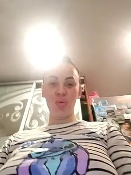 Stefaniyaxq's cam snapshot