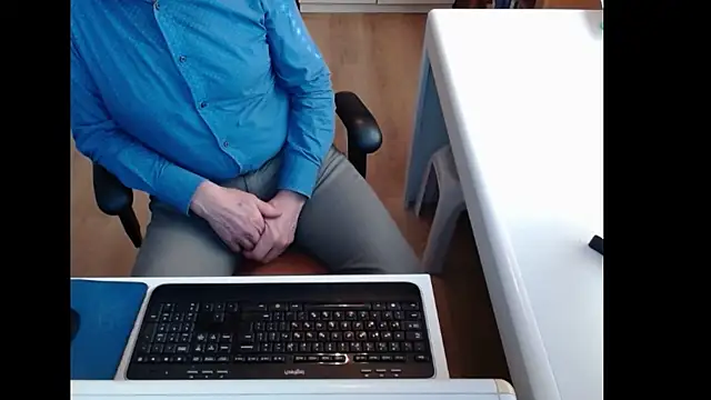 dutchpornking live sex cam