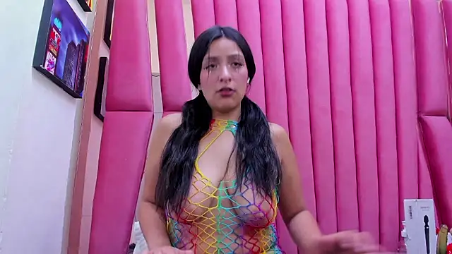 Sarah_Hornny's cam snapshot