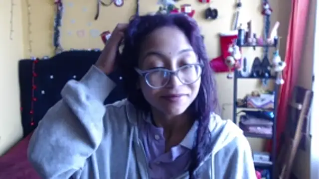 Violet_And_Smith's cam snapshot