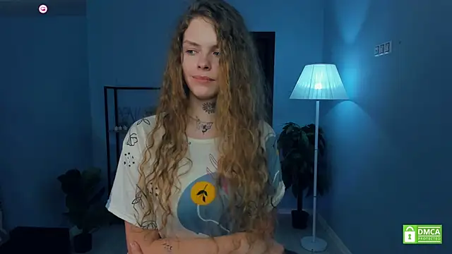 RayaNenlia's cam snapshot