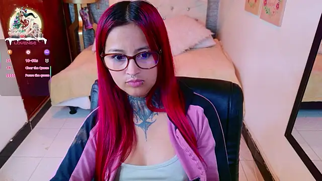 meghan_nill's cam snapshot