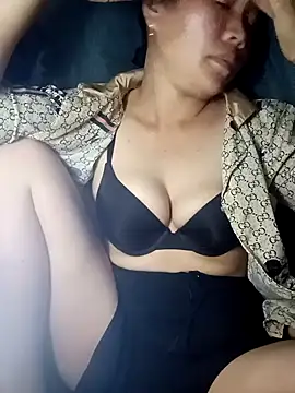 bree-zz's cam snapshot