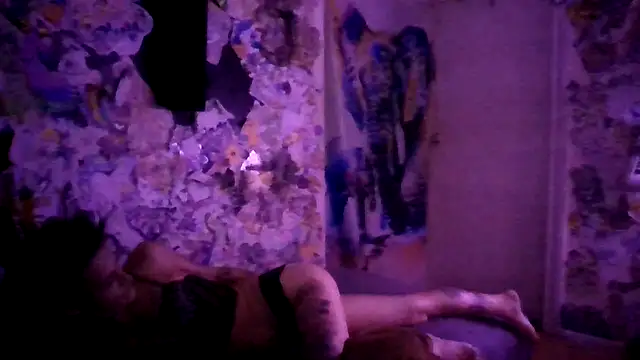 chaoticluvbug's cam snapshot