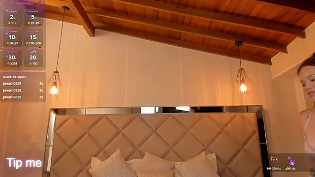 CorinneRusso's cam snapshot