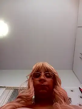 LaReineCleo's cam snapshot