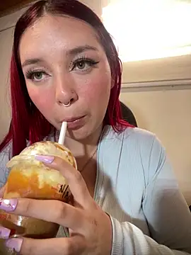 Catherine_pinkk's cam snapshot