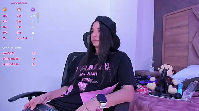 VictoriaSaenz1_'s cam snapshot