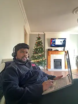 YOURCRAZYDADDY live sex cam