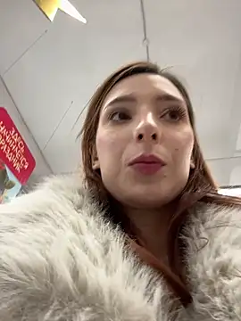 LilluKatten live sex cam