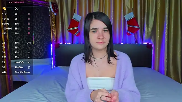 _Polly_Love_'s cam snapshot