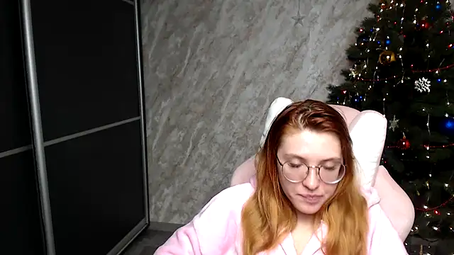 Reginasmilee's cam snapshot