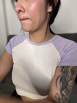 Isabella-Teen's cam snapshot