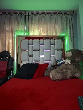 serena_willow's cam snapshot