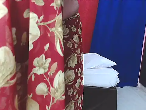 sunitha-3's cam snapshot