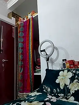 Hotty-Nidhi's cam snapshot