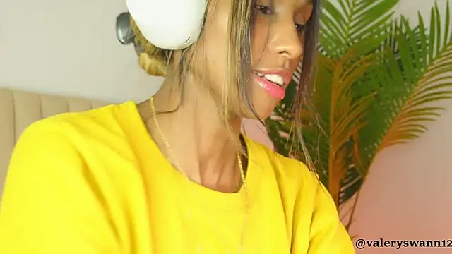 Valery_Swan1's cam snapshot