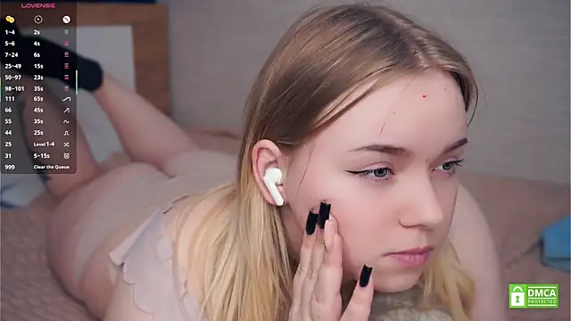 ZaraCreedon's cam snapshot