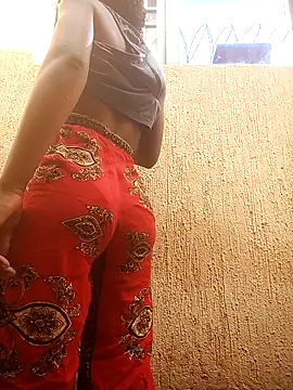 Petite_li's cam snapshot