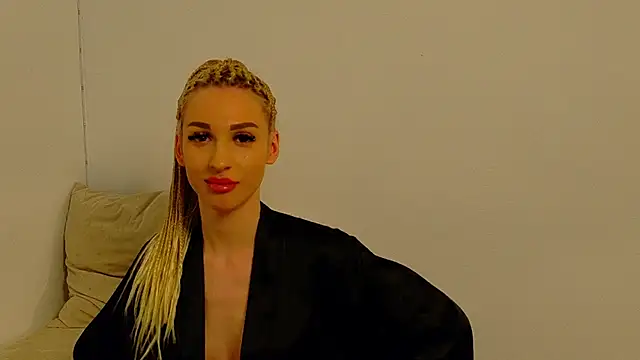 Sia_a's cam snapshot