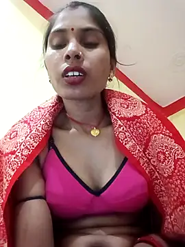 Veshali_Love143's cam snapshot