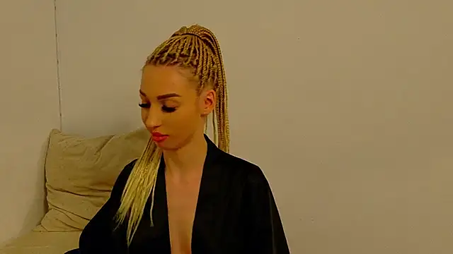 Sia_a's cam snapshot