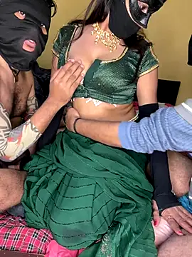 HOT-CUPAL22 live sex cam