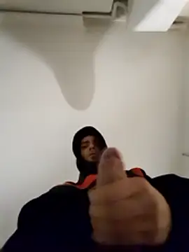 Kinshasa95 live sex cam