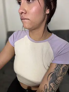 Isabella-Teen's cam snapshot