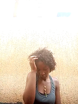 Petite_li's cam snapshot